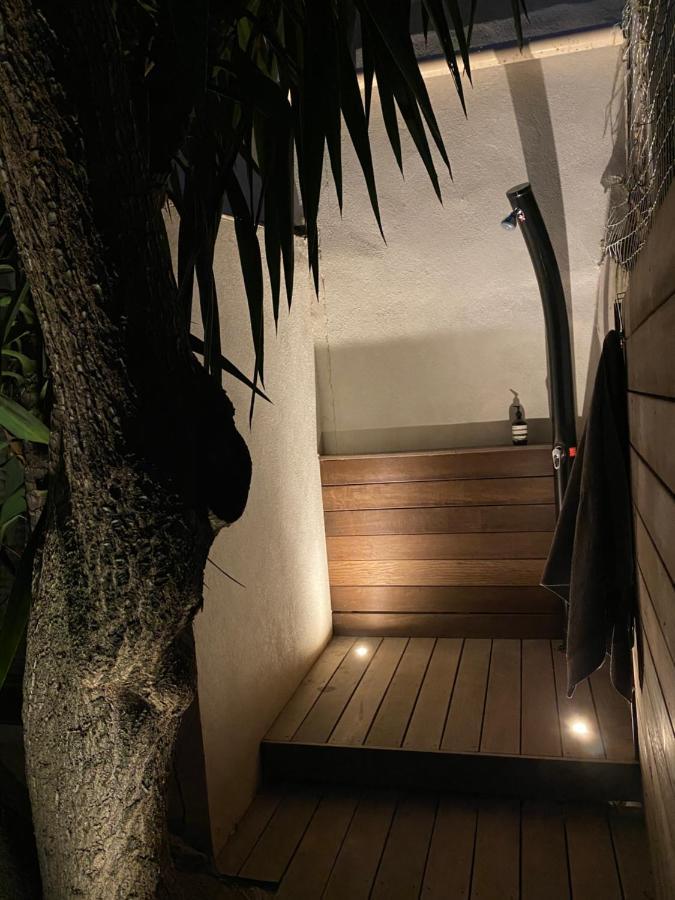 Le Jardin Cache Apartment
